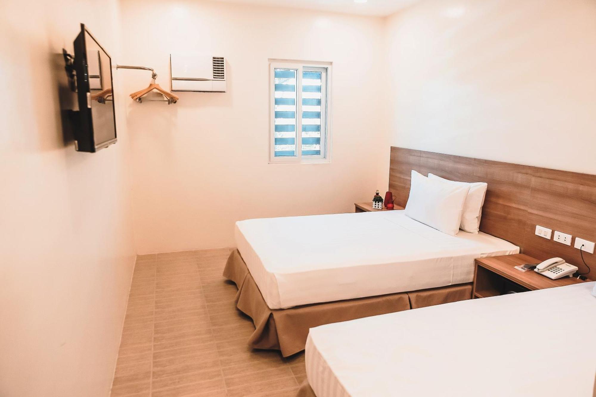 Trip Inn Near Airport Or City Center Legazpi Eksteriør bilde